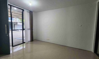 rumah 2 lantai siap huni baru gress dekat pakuwon mall wiyung royal residence surabaya barat