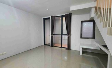 rumah 2 lantai siap huni baru gress dekat pakuwon mall wiyung royal residence surabaya barat