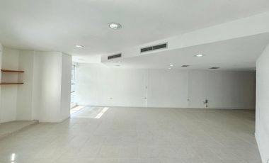 ARRIENDO OFICINA SOTOMAYOR