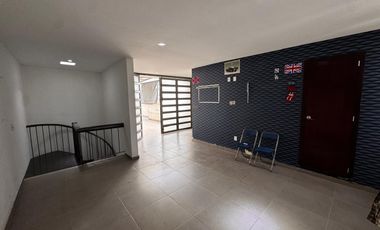 CASA SEMIAMUEBLADA EN RENTA, ZONA NORTE EN CIMA DIAMANTE CON ROOF GARDEN