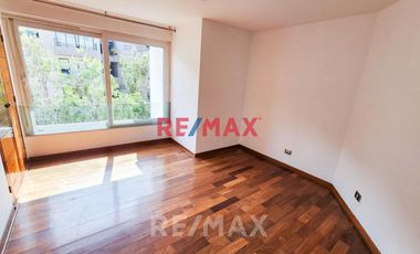Venta De Moderno Dúplex En Surco – 170 M² $370,000