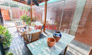 Venta De Moderno Dúplex En Surco – 170 M² $370,000