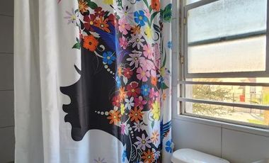 Casa Aislada con Piscina, Valle Grande, Lampa.