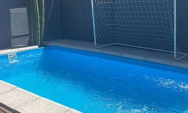 Casa Aislada con Piscina, Valle Grande, Lampa.