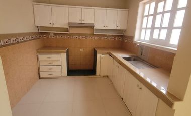 EN VENTA, CASA RENTERA. SECTOR EUCALIPTOS