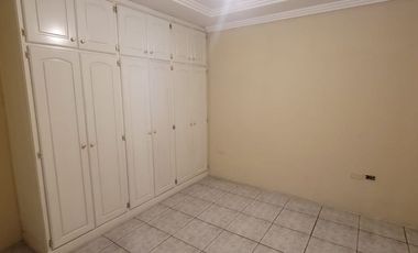 EN VENTA, CASA RENTERA. SECTOR EUCALIPTOS