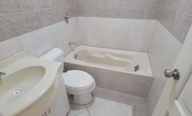 EN VENTA, CASA RENTERA. SECTOR EUCALIPTOS