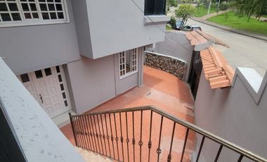 EN VENTA, CASA RENTERA. SECTOR EUCALIPTOS