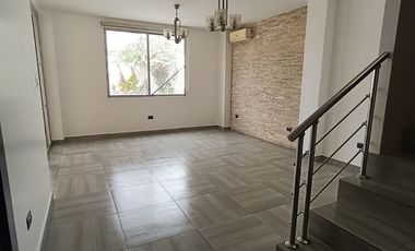 Alquilo hermosa casa en Urbanización Condado vicolinci