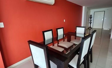 Se vende Departamento de 2 habitaciones frente al mar a una calle del Mall del Pacifico en Manta