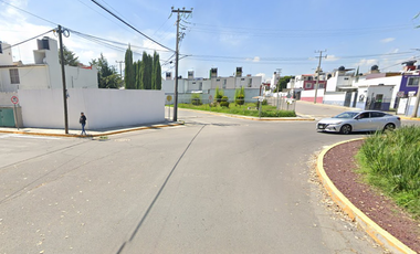CASA DE RECUPERACIÓN BANCARIA EN CALLE PIRULES, FRACC. COLONIAL DEL LAGO, NICOLAS ROMERO, EDO MEX. ¡NO SE ACEPTAN CRÉDITOS!