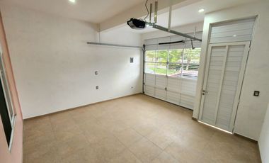 Casa en RENTA Recién Remodelada Fracc. Xana