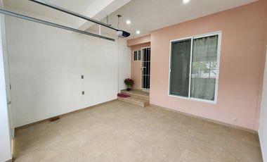 Casa en RENTA Recién Remodelada Fracc. Xana