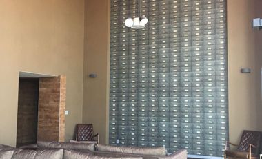 SUITE/LOFT AMUEBLADA ADAMANT 2