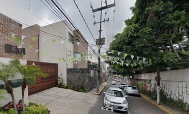 VENTA DE GRANDE CASA EN COL. BUENAVISTA, PUEBLO NUEVO BAJO, MAGDALENA CONTRERAS, CDMX, SOLO RECURSOS PROPIOS.