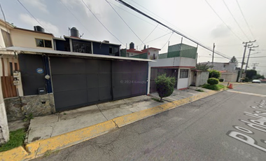 CASA EN VENTA EN PASEO DE LOS COCHES Nº 16, LOTE 22, MANZANA 25, FRACCIONAMIENTO RESIDENCIAL EL DORADO, TLALNEPANTLA, ESTADO DE MÉXICO