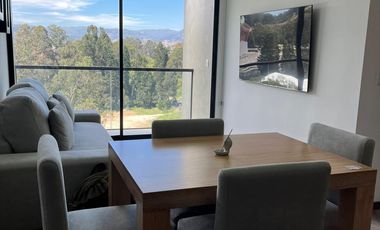 En Renta departamento Penthouse de 2 Dormitorios por el Hospital del Río