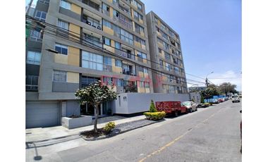 Alquilo Departamento Familiar - 3 Dormitorios A Espaldas Del Essalud De Chorrillos