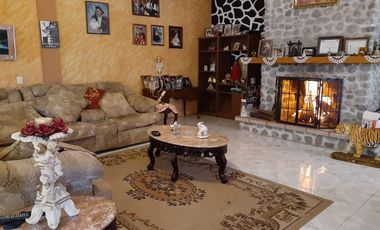 SE VENDE CASA SOLA EN HUITZILAC