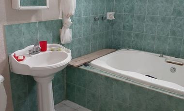 SE VENDE CASA SOLA EN HUITZILAC