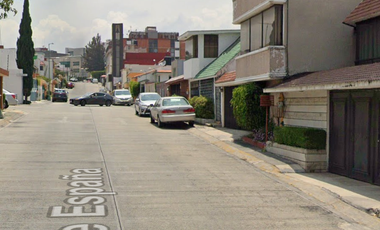 Casa en venta P.º de España, Lomas Verdes 3ra Secc, Naucalpan de Juárez, Méx.