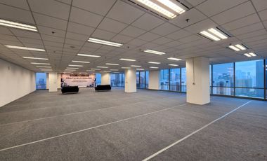 Sewa Office 88@Kasablanka Lantai 30 Unit H Luas 389 m2