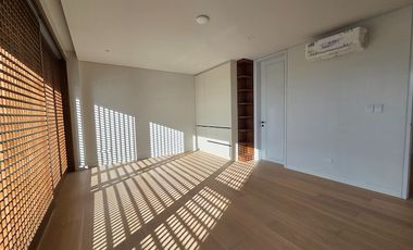 6 Bedroom House For Sale in Alabang Muntinlupa at Alabang Hills Village near Alabang Town Center