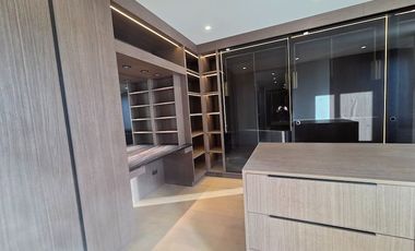 6 Bedroom House For Sale in Alabang Muntinlupa at Alabang Hills Village near Alabang Town Center