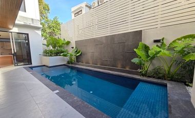 6 Bedroom House For Sale in Alabang Muntinlupa at Alabang Hills Village near Alabang Town Center