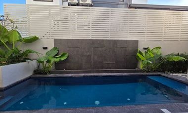 6 Bedroom House For Sale in Alabang Muntinlupa at Alabang Hills Village near Alabang Town Center