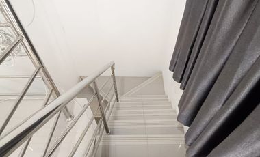 DIJUAL RUMAH FULL FURNISH FULL INTERIOR KOMPLEK EKSKLUSIF KM 5 PALEMBANG