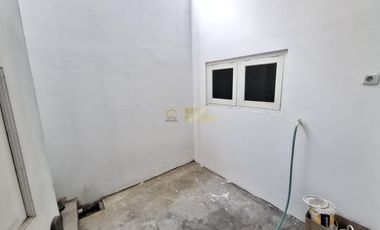 LUAS DAN NYAMAN RUMAH SIAP HUNI DALAM CLUSTER, KALASAN