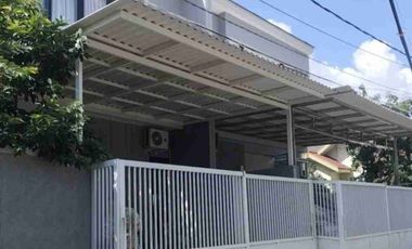 Jual Rumah Minimalis Modern, 2LT, lokasi strategis, dkt ITS, Pakuwon City