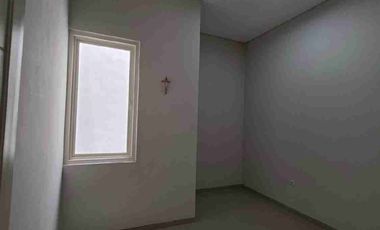 Jual Rumah Minimalis Modern, 2LT, lokasi strategis, dkt ITS, Pakuwon City