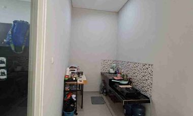 Jual Rumah Minimalis Modern, 2LT, lokasi strategis, dkt ITS, Pakuwon City