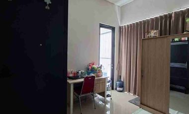 Jual Rumah Minimalis Modern, 2LT, lokasi strategis, dkt ITS, Pakuwon City