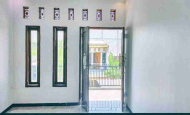 Rumah cantik di Sepanjang Indah Babakan