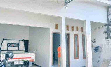 Rumah cantik di Sepanjang Indah Babakan