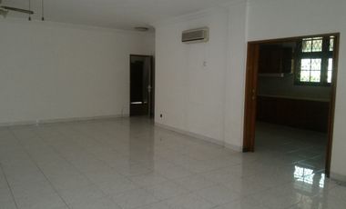 Rumah Bisa Kantor, Lokasi Strategis di area Cilandak, Cipete, Fatmawati