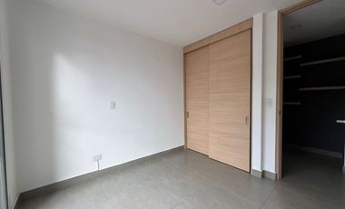 Apartamento en arriendo, en la Loma del Esmeraldal, Envigado, Antioquia