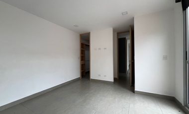 Apartamento en arriendo, en la Loma del Esmeraldal, Envigado, Antioquia