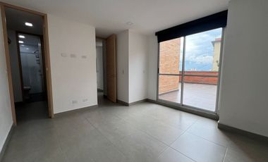 Apartamento en arriendo, en la Loma del Esmeraldal, Envigado, Antioquia