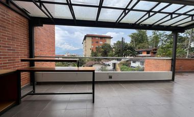 Apartamento en arriendo, en la Loma del Esmeraldal, Envigado, Antioquia