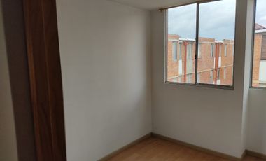 SE ARRIENDA CASA CONJUNTO CANDELARIA CAJICA