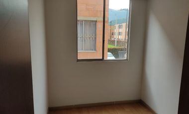 SE ARRIENDA CASA CONJUNTO CANDELARIA CAJICA