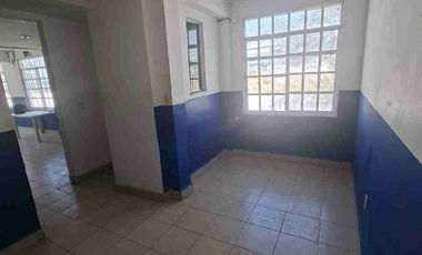 EXCELENTE PROPIEDAD CON 3 LOCALES COMERCIALES Y UN DEPARTAMENTO U OFICINA