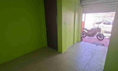 EXCELENTE PROPIEDAD CON 3 LOCALES COMERCIALES Y UN DEPARTAMENTO U OFICINA
