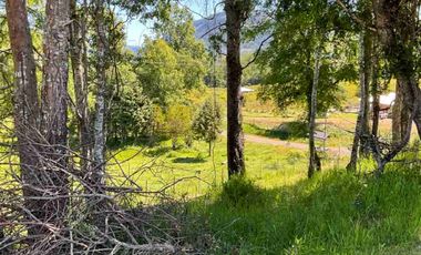 En venta parcela con vista al volcán Villarrica y acceso a rio Melilahuen