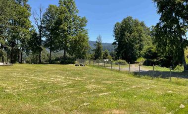 En venta parcela con vista al volcán Villarrica y acceso a rio Melilahuen