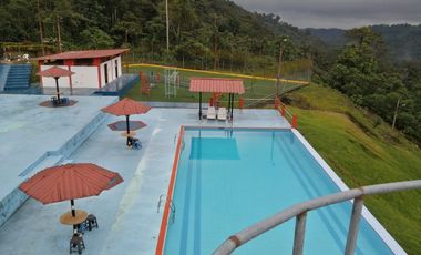 VENDO HERMOSA QUINTA AMOBLADA, PEDRO VICENTE MALDONADO